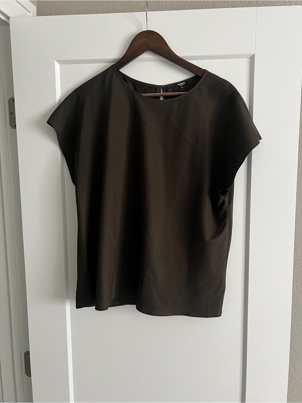 Express Gramercy Olive Brown Cap-Sleeve Blouse